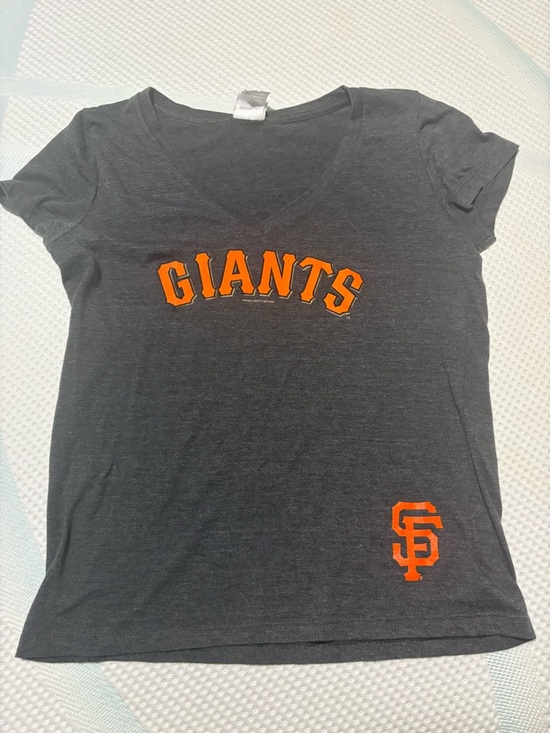 MLB Tops - San Francisco Giants Black V-Neck Tee with Orange Logo